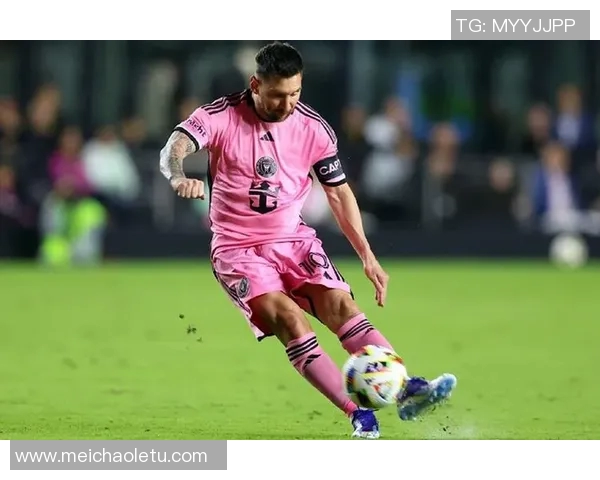 皇马继续领跑，巴萨力克格拉纳达，梅西双响助球队跻身前四